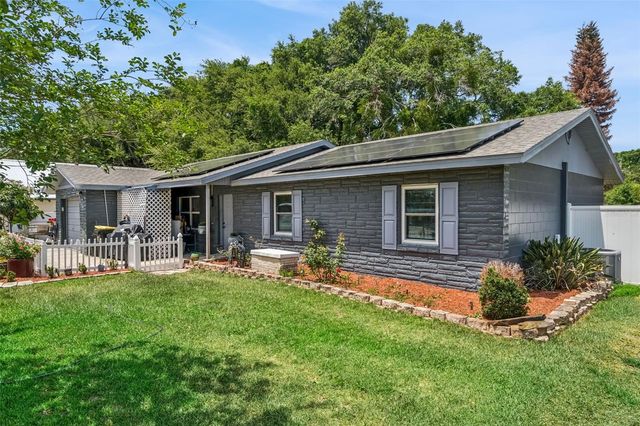 112 LAKE MATTIE ROAD, Auburndale, FL 33823