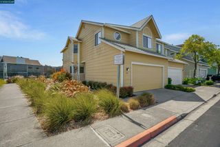 413 Dohrmann Ln, Pinole, CA 94564