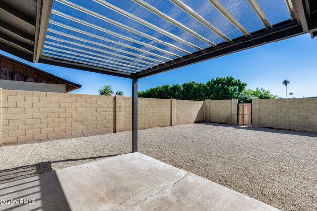 1605 E BROADMOR Drive, Tempe, AZ 85282