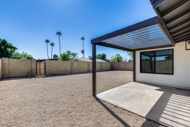 1605 E BROADMOR Drive, Tempe, AZ 85282