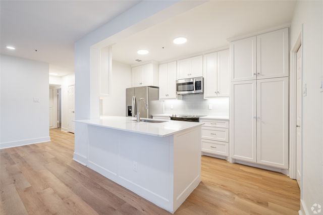 4501 Druid Lane 1206, Dallas, TX 75205