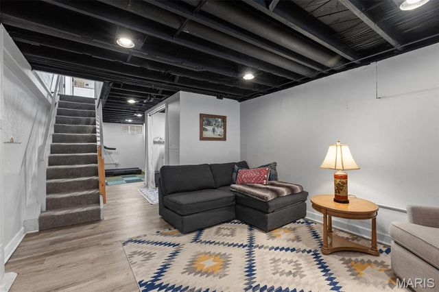 1215 Drayton Avenue, Webster Groves, MO 63119