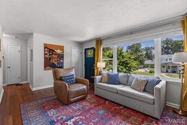 1215 Drayton Avenue, Webster Groves, MO 63119