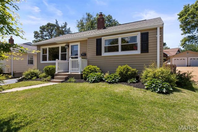 1215 Drayton Avenue, Webster Groves, MO 63119