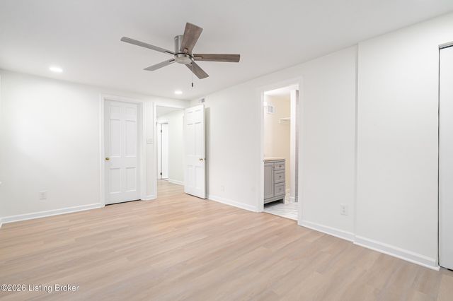 8515 Coco Ct, Louisville, KY 40219