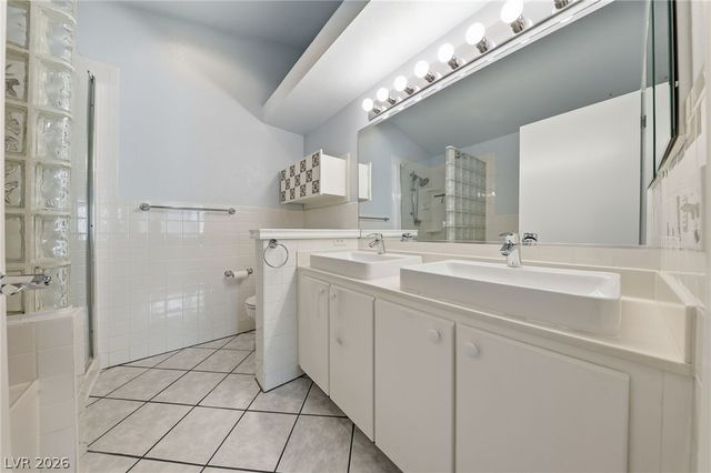 7904 Idledale Court 203, Las Vegas, NV 89145