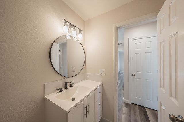 2711 Canterbury Street, Euless, TX 76039