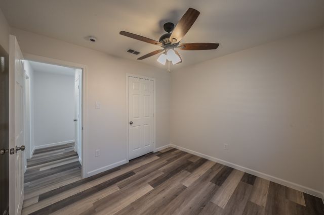 2711 Canterbury Street, Euless, TX 76039