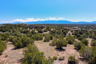 20 Honeysuckle Circle, Santa Fe, NM 87506