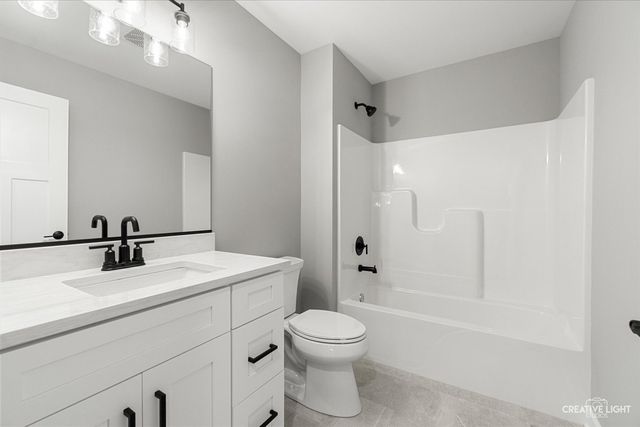 909 Bainbridge Court, Sandwich, IL 60548