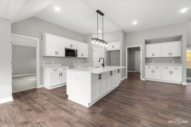 909 Bainbridge Court, Sandwich, IL 60548