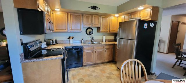 5400 S 65th Street Circle, Lincoln, NE 68516