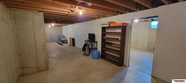 5400 S 65th Street Circle, Lincoln, NE 68516