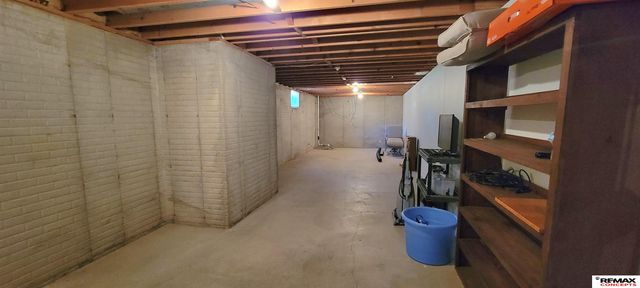 5400 S 65th Street Circle, Lincoln, NE 68516