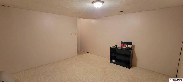 5400 S 65th Street Circle, Lincoln, NE 68516