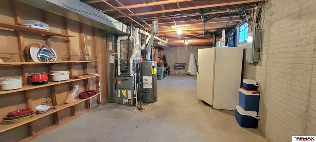 5400 S 65th Street Circle, Lincoln, NE 68516