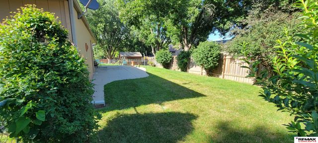 5400 S 65th Street Circle, Lincoln, NE 68516
