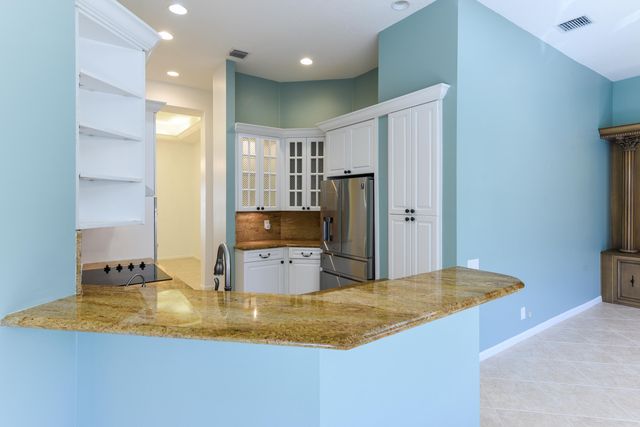 6622 Garde Road, Boynton Beach, FL 33472