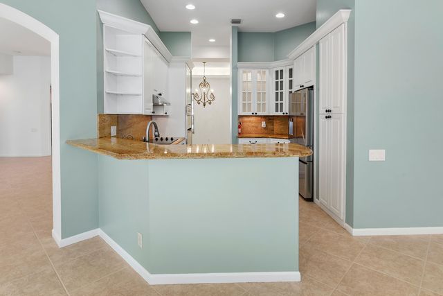 6622 Garde Road, Boynton Beach, FL 33472