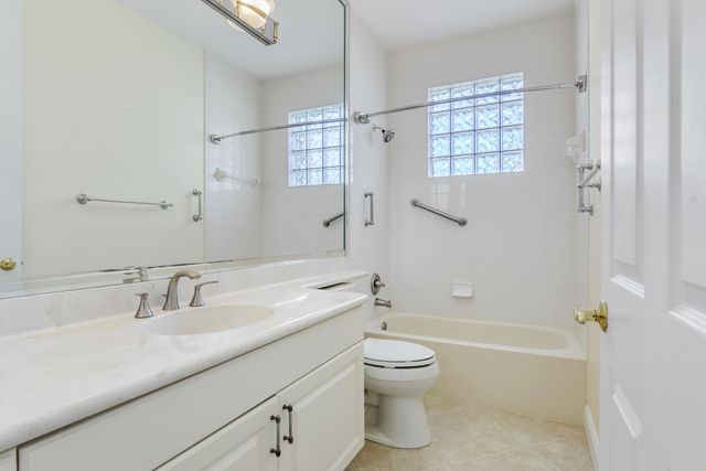 6622 Garde Road, Boynton Beach, FL 33472