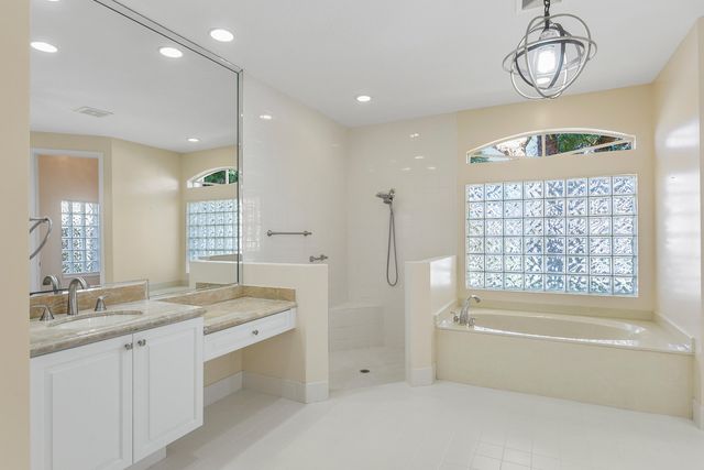 6622 Garde Road, Boynton Beach, FL 33472