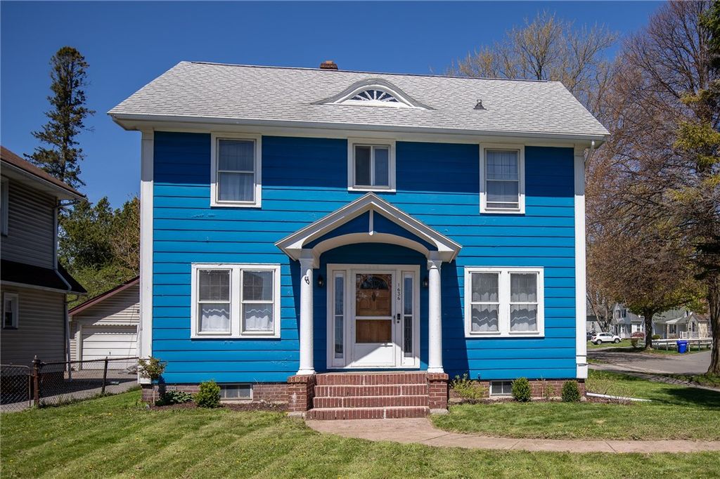 1636 Chili Ave, Gates, NY 14624