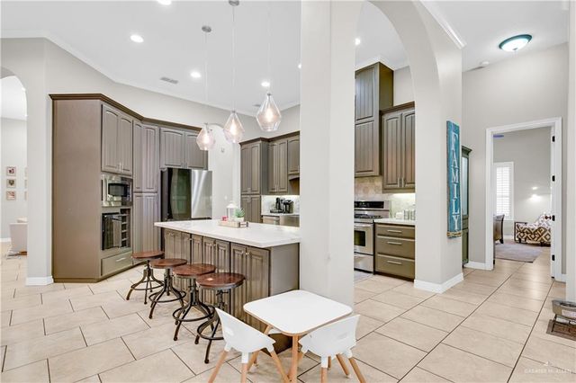 5706 N 3rd Lane, Mcallen, TX 78504