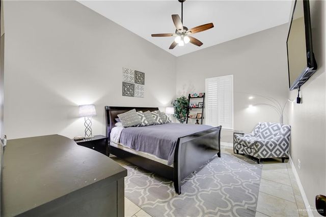 5706 N 3rd Lane, Mcallen, TX 78504