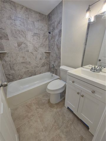 1409 Buenos Aires St, Corpus Christi, TX 78417