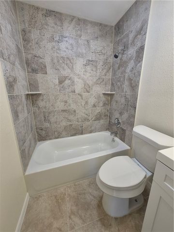 1409 Buenos Aires St, Corpus Christi, TX 78417