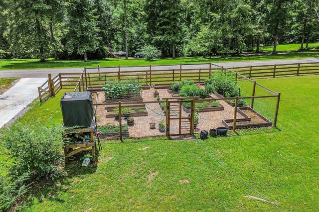 1005 Peery Rd, Kingston Springs, TN 37082