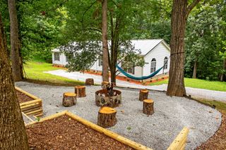 1005 Peery Rd, Kingston Springs, TN 37082