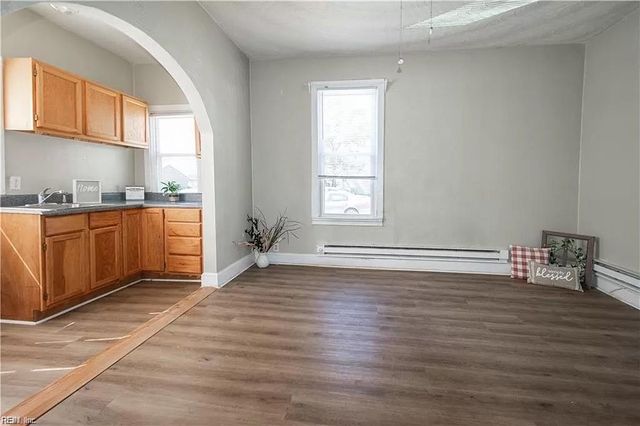 1526 W 40th St Apt 1A, Norfolk, VA 23508