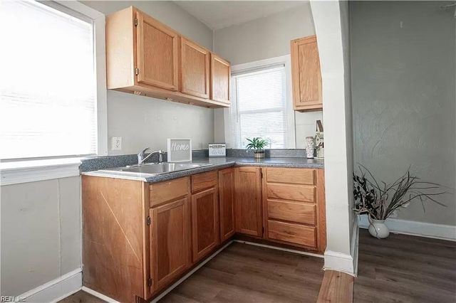 1526 W 40th St Apt 1A, Norfolk, VA 23508