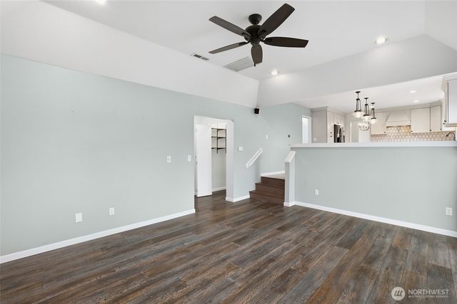 1113 SW 325th Place, Federal Way, WA 98023