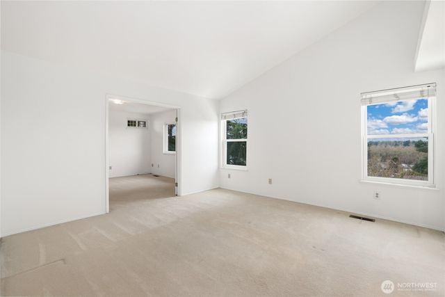 1113 SW 325th Place, Federal Way, WA 98023