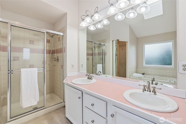 1113 SW 325th Place, Federal Way, WA 98023