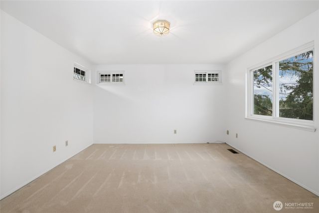 1113 SW 325th Place, Federal Way, WA 98023