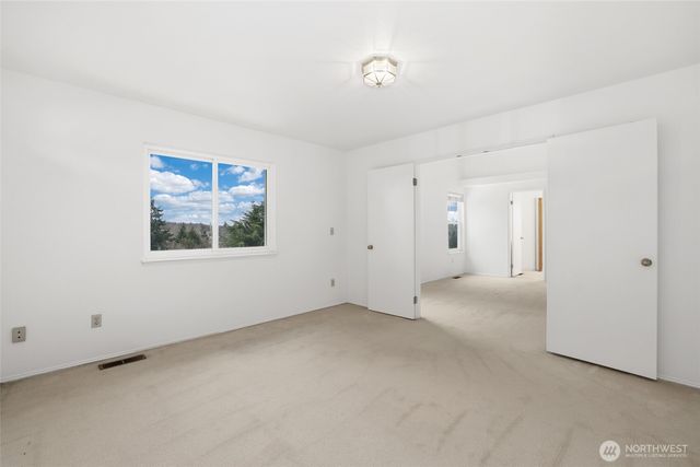 1113 SW 325th Place, Federal Way, WA 98023