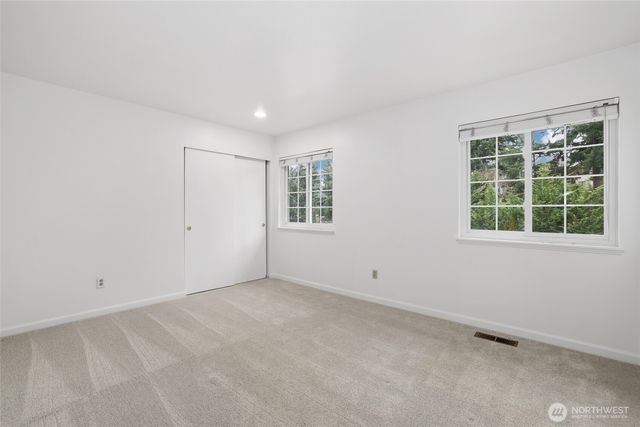 1113 SW 325th Place, Federal Way, WA 98023