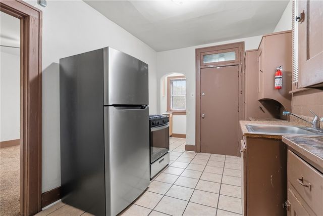 2812 Jenny Lind Street, East Mckeesport, PA 15132
