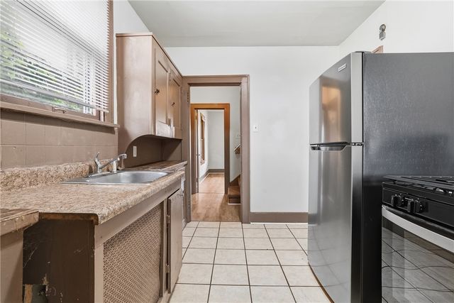 2812 Jenny Lind Street, East Mckeesport, PA 15132