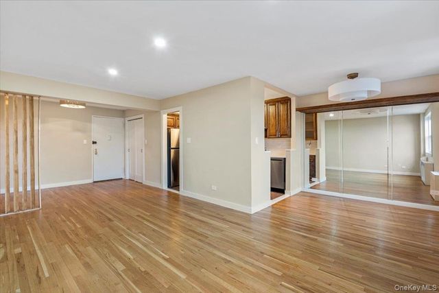 84-29 155 Avenue 5J, Howard Beach, NY 11414
