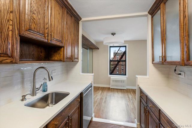 84-29 155 Avenue 5J, Howard Beach, NY 11414