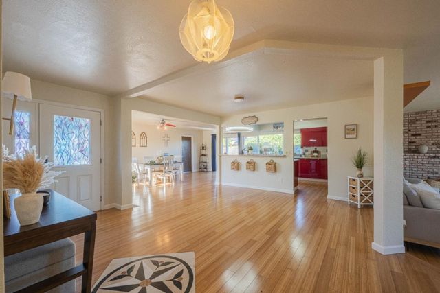 9919 Mimosa Path, Salinas, CA 93907