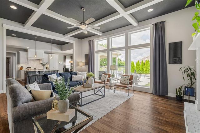 15854 W 165th Terrace, Olathe, KS 66062