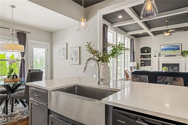 15854 W 165th Terrace, Olathe, KS 66062