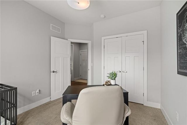 15854 W 165th Terrace, Olathe, KS 66062