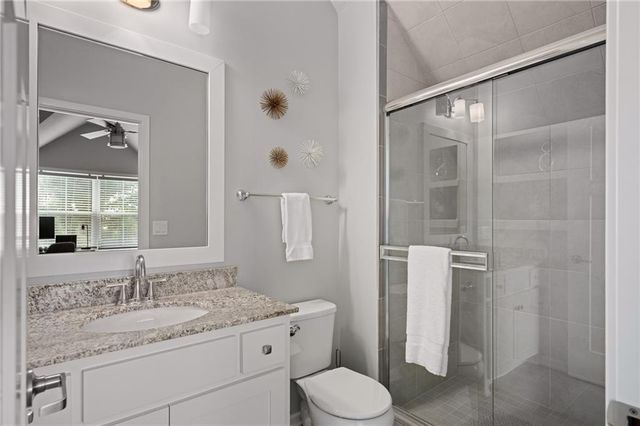 15854 W 165th Terrace, Olathe, KS 66062
