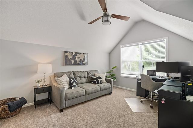 15854 W 165th Terrace, Olathe, KS 66062